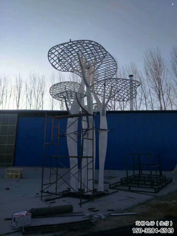 蘑菇樹(shù)雕塑生產(chǎn)商，廣場(chǎng)系列，創(chuàng)意鏤空蘑菇樹(shù)雕塑優(yōu)選