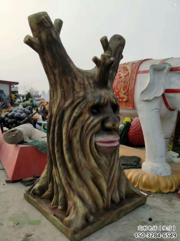 仿真樹雕塑優(yōu)選，小區(qū)擺件，玻璃鋼仿真樹雕塑生產(chǎn)商