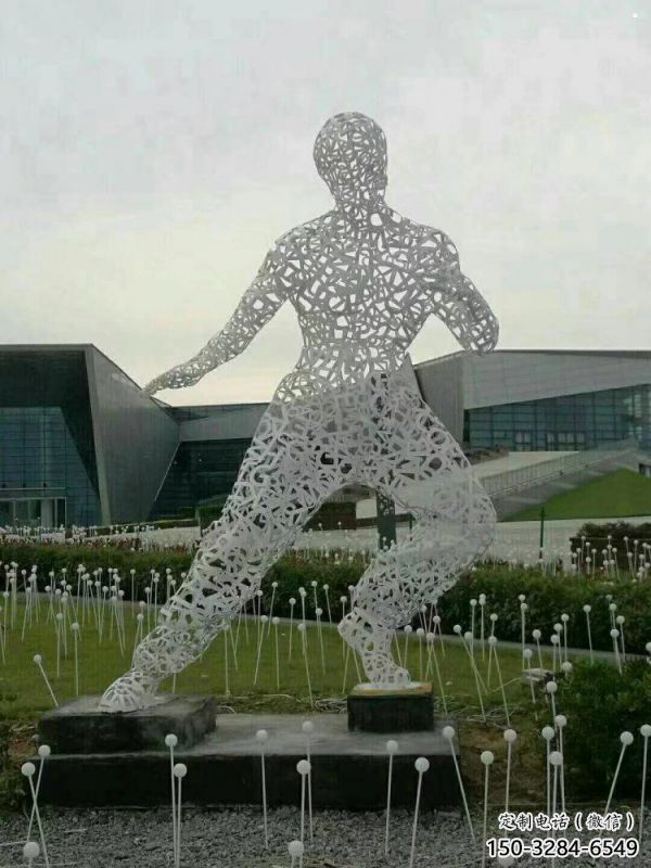 鏤空李小龍雕塑制造，街景小品，鐵藝人物雕塑優(yōu)價