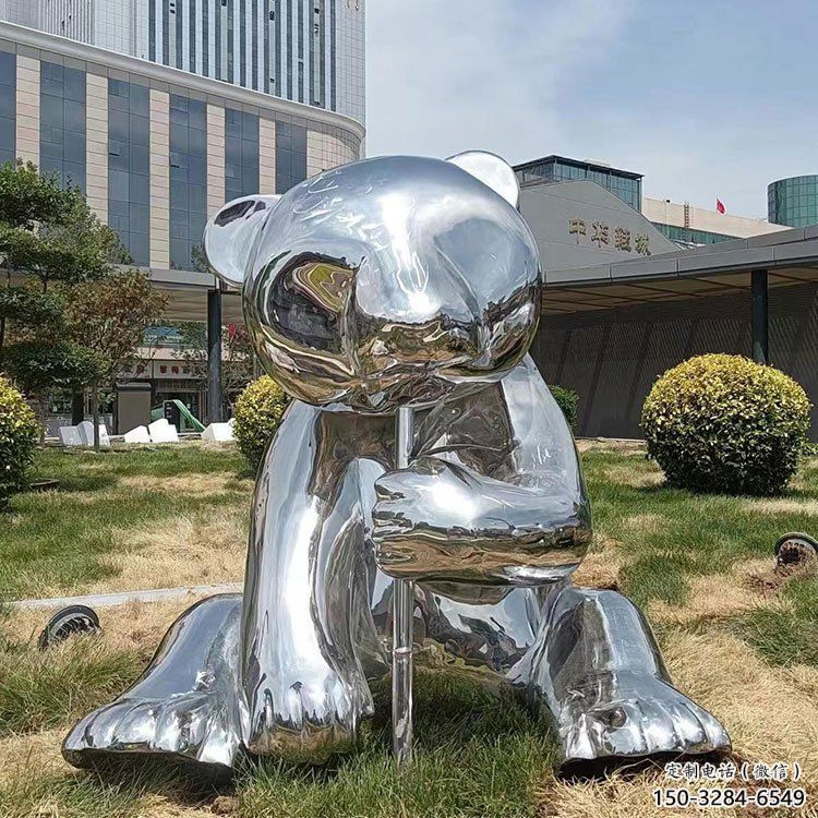 藝術(shù)熊貓雕塑承接，景區(qū)案例，公園不銹鋼熊貓雕塑定制