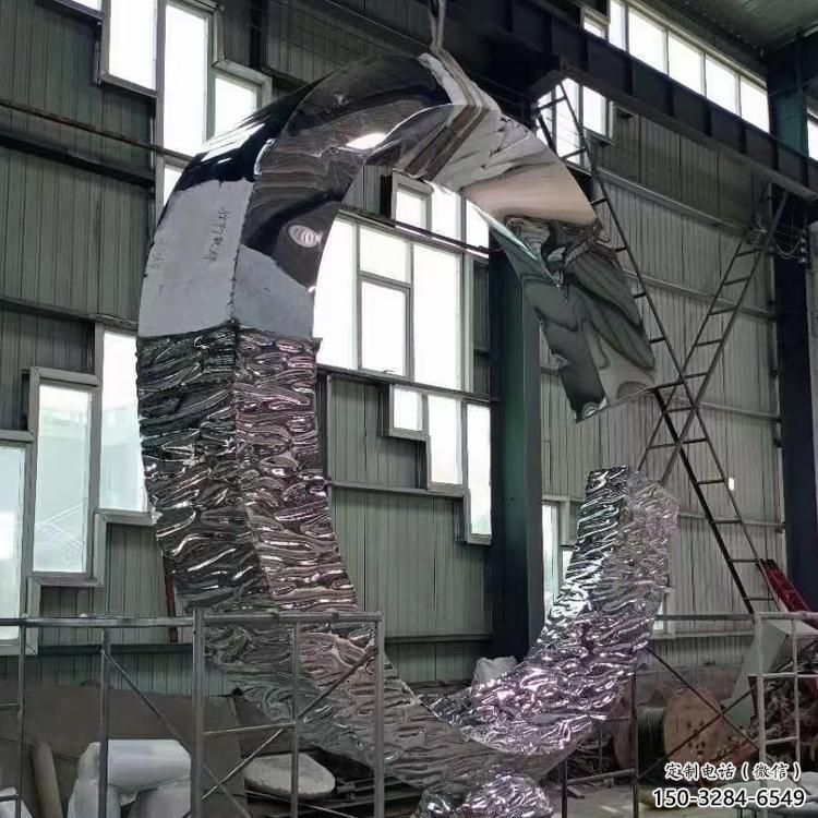 圓環雕塑展品，室外軟裝，展示不銹鋼圓環雕塑訂做
