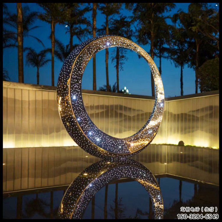 廣場月牙雕塑批發，廣場系列，鏤空月牙雕塑定價