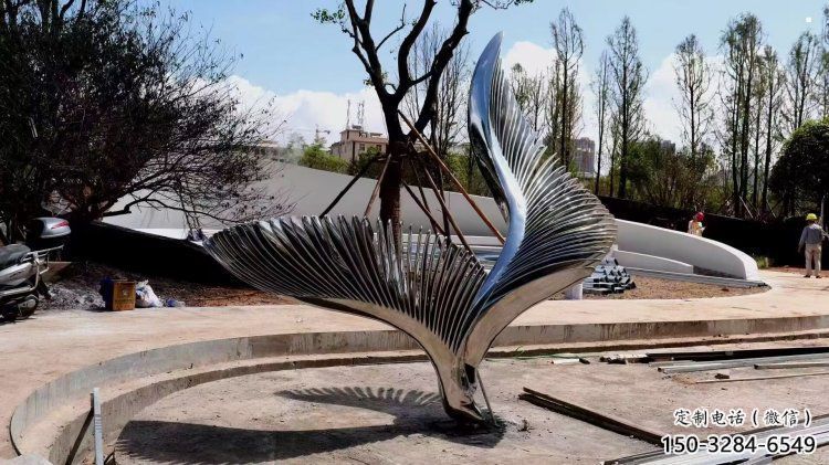 景觀鳥翅雕塑優選，陸地擺件，藝術不銹鋼鳥翅雕塑供應