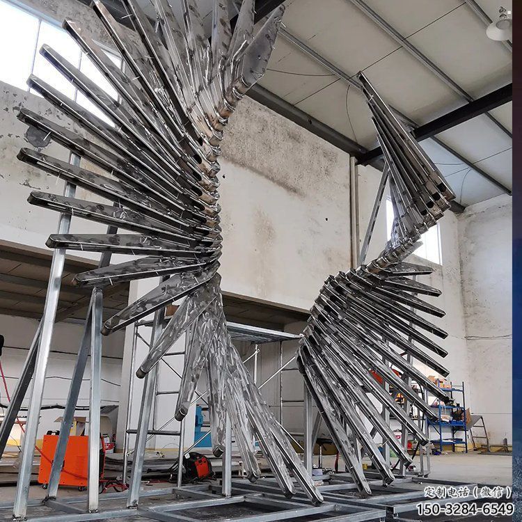 天使之翼雕塑供應(yīng)，城區(qū)小品，抽象翅膀雕塑制造商