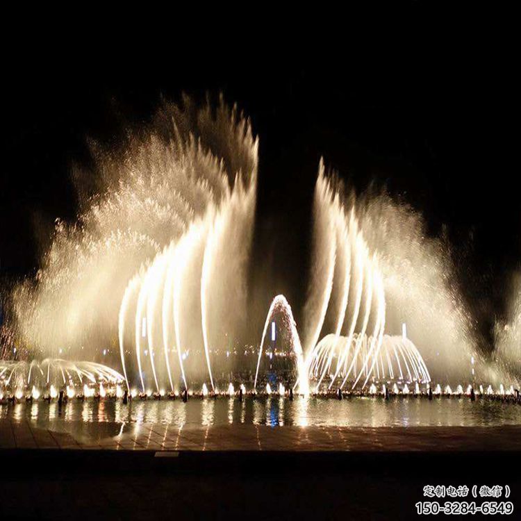 福州水景程控噴泉雕塑，高噴循環噴水方式設計制作