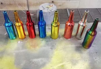 福清公園啤酒瓶雕塑定價(jià)，村標(biāo)概念，玻璃鋼啤酒瓶雕塑選用