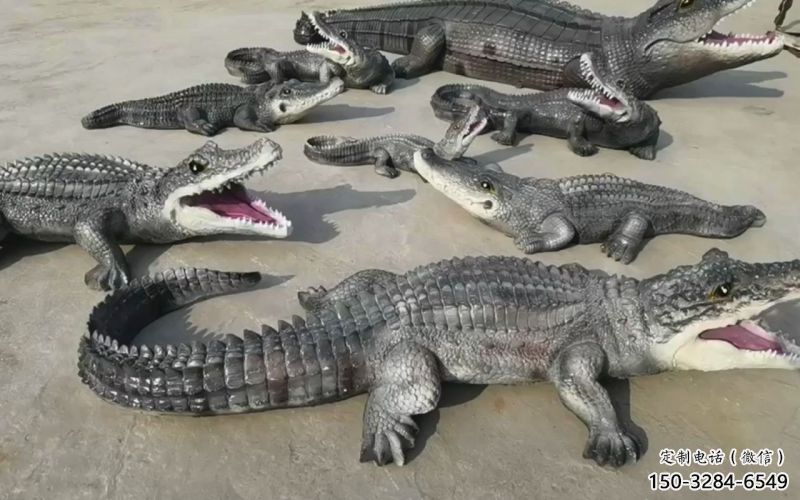 瓊山園林鱷魚雕塑