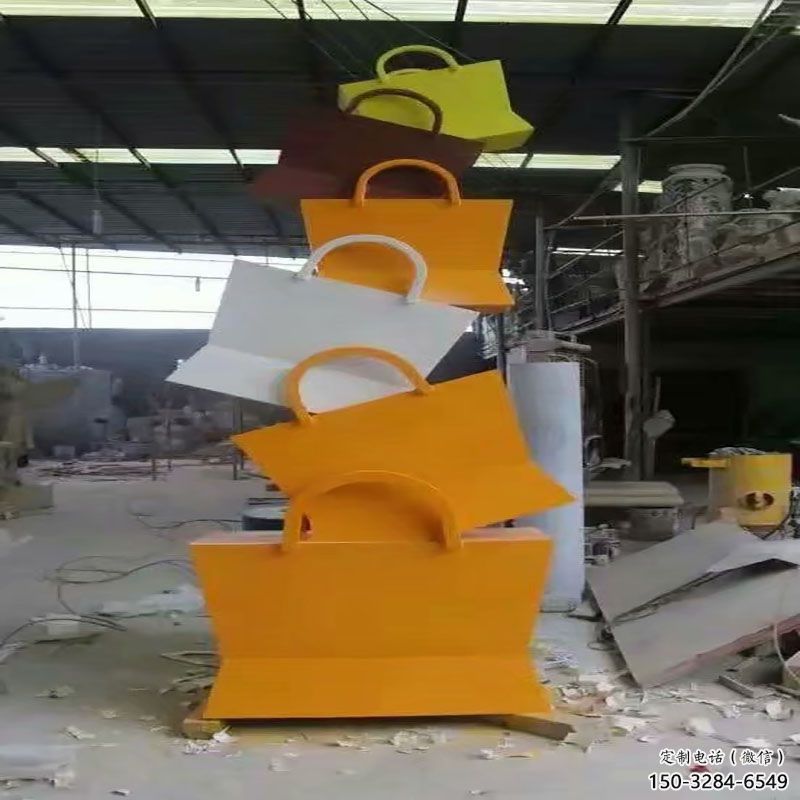 邢臺烤漆挎包雕塑制造商，室外軟裝，景觀挎包雕塑制作