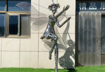 遵義現代鏤空舞者雕塑承接，歐式風格，鐵藝跳舞雕塑精選