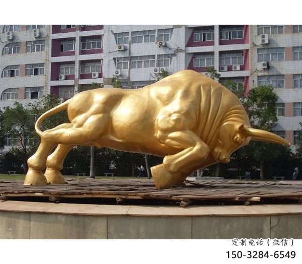 連云港風(fēng)景區(qū)開荒牛雕塑