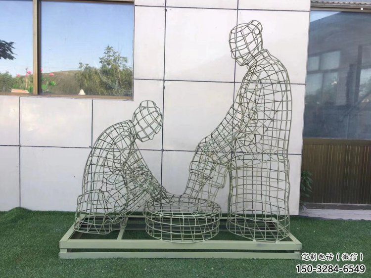 秦淮鏤空洗腳雕塑制作，園林裝飾，鐵藝孝道人物雕塑