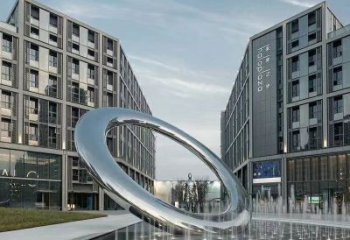 秦淮水簾圓環(huán)雕塑，直噴式旱地水景噴泉雕塑