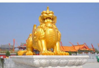 塔城廣場(chǎng)貔貅雕塑，動(dòng)物彩繪雕塑，抽象效果